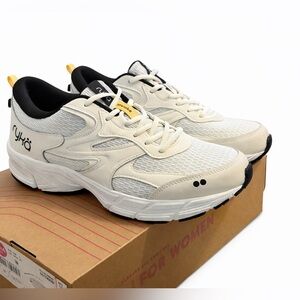 Ryka Invoke Walking Sneakers – Gardenia White – Women’s 9.5 New With Tags